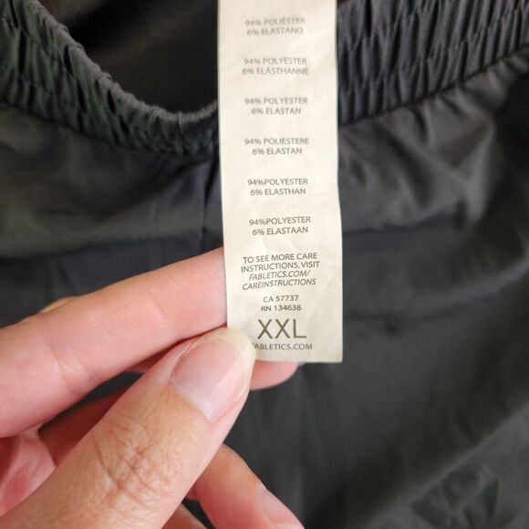 Fabletics Pants Womens XXL Black Wide Leg Cropped Kate Culotte Pull On Flowy - Picture 7 of 13